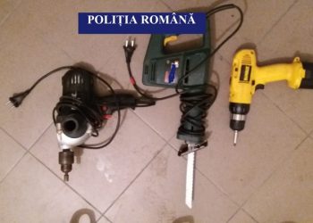 Spărgători de locuințe, reținuți | Furau scule din casele în construcție de lângă Oradea