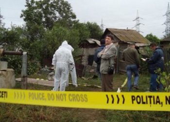 AREST până la finalul lunii octombrie pentru un bărbat care ar fi UCIS un tânăr și i-a dat foc casei