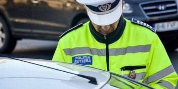 Polițist bihorean, TÂRÂT de un autoturism condus de un șofer băut și fără permis