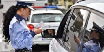 De joi, șoferii pot prezenta asigurarea RCA și pe TELEFON, în format electronic