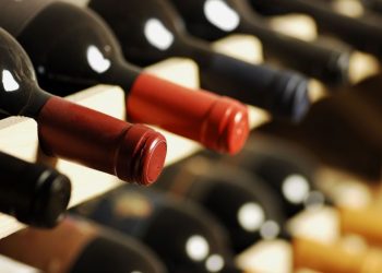 Adio, Murfatlar! Intrat în FALIMENT, renumitul producător de vinuri e vândut pe bucăți. Numai crama costă 10 MILIOANE de euro