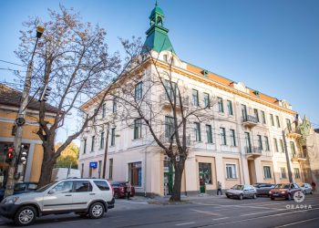 Palat din Oradea, oferit spre vânzare pentru 2.000.000 de euro