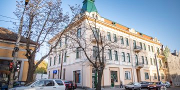 Palat din Oradea, oferit spre vânzare pentru 2.000.000 de euro