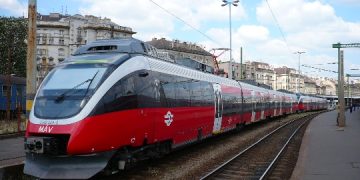 Tronson de cale ferată din Ungaria, în continuarea liniei București-Oradea-Episcopia Bihor, electrificat cu aproape 130 de milioane de euro