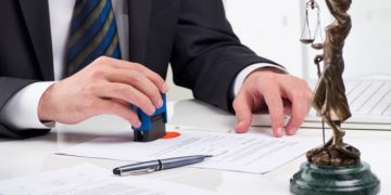 Contestații ADMISE și note MAI MARI pentru o candidată din Bihor la examenul de definitivat pentru notari