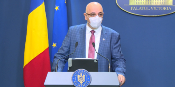 Raed Arafat, CLARIFICĂRI despre restricțiile impuse de luni | Terasele ÎNCHISE nu pot funcționa, declarațiile pot fi scrise de mână, iar animalele, plimbate până la ora 23