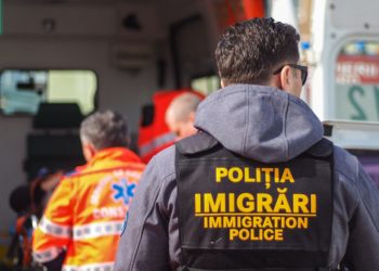 Doi africani care stăteau ilegal în Oradea, prinși de polițiștii de la Imigrări | Unul va fi scos sub ESCORTĂ din România