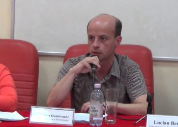 Un reputat specialist în drept, achitat de Curtea Supremă într-un dosar al DNA | În primă instanță a fost condamnat la 5 ani cu executare