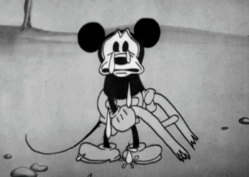 Mickey Mouse, interzis în România pentru că speria copiii | 10 legi ciudate din întreaga lume