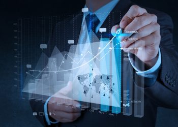 Cifra de afaceri din comerţul cu amănuntul a crescut cu 4% în 2020