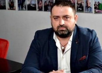 Un procuror acuzat că ar fi cerut unei victime dintr-un dosar să întrețină relații intime pentru o soluție favorabilă a trecut ”la milimetru” pe lângă EXCLUDEREA din magistratură