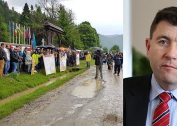 Amenda dată unui președinte de CJ în cazul protestului de la cimitirul militar din Valea Uzului, anulată de Tribunal