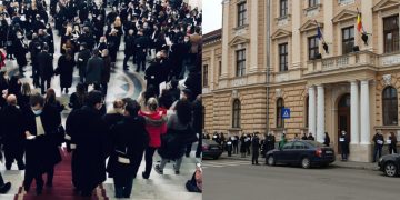 #alăturideRobert | Sute de avocați au protestat la București și Satu Mare