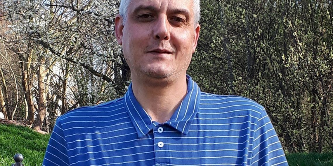 Procuror trimis în judecată pentru că ar fi furat bani și bijuterii din dosar