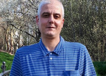 Procuror trimis în judecată pentru că ar fi furat bani și bijuterii din dosar