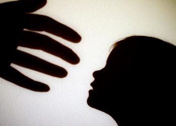 Bărbat condamnat la închisoare după ce ar fi încercat să violeze două fetițe