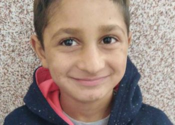 Un băiețel de 7 ani, dispărut de acasă, căutat de peste 200 de persoane
