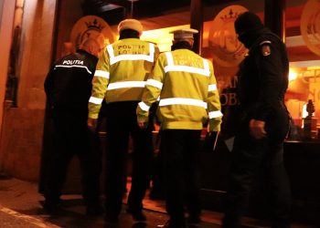 Chef cu 30 de invitați, ”spart” de polițiști în Bihor