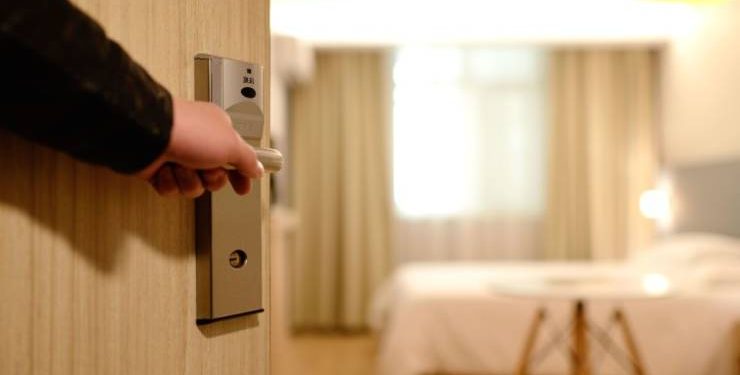 Trei hoteluri aflate între Oradea și Borș – pe lista spațiilor din Bihor care pot găzdui persoane în carantină