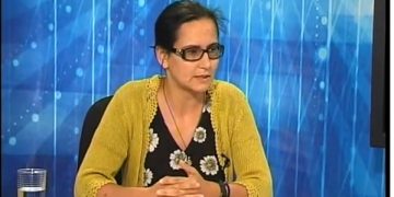 Judecătoarea pentru care purtarea măștii reprezintă ”o îngrădire a accesului la justiție”, sancționată de CSM pentru două abateri