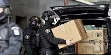 Percheziții în Bihor și alte județe din țară privind măștile contrafăcute care au ajuns în spitale