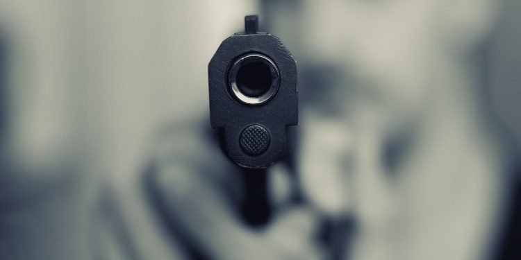 Tentativă de jaf cu un PISTOL de JUCĂRIE la o sală de jocuri din Oradea