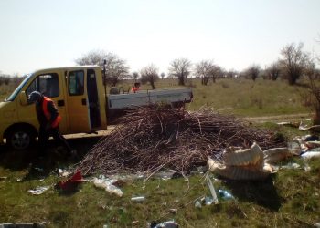 Pedeapsă DURĂ | 15.000 de lei amendă și mașină CONFISCATĂ pentru aruncarea gunoiului în loc nepermis
