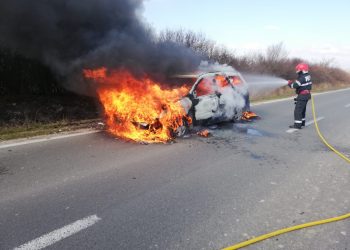 VIDEO-FOTO. ”Mărțișoare” în flăcări pentru pompierii bihoreni | Trei incendii s-au produs în dimineața de 1 martie