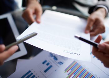Înalta Curte, sesizată pentru pronunțarea unei HOTĂRÂRI PREALABILE referitoare la caracterul de TITLU EXECUTORIU al scrisorii de garanţie bancară