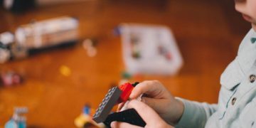 Proiect | Părinții NU vor mai primi bani pentru creșă și grădiniță