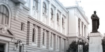 Opinia unei facultăți de drept, după exmatricularea celor 45 de studenți din București: ”Potențiala fraudare masivă a unui examen nu poate genera decât o reacție de dezaprobare”