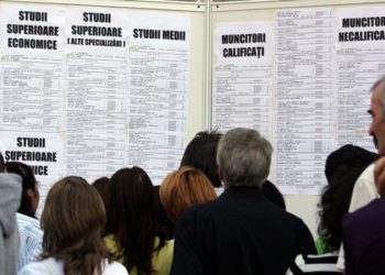 Peste 900 de locuri de muncă, oferite prin AJOFM Bihor