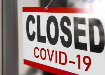 E OFICIAL: În Oradea și alte 4 localități din Bihor – INTERDICȚIE de circulație de la ora 20 în weekend, magazine și localuri închise la ora 18 | Restricțiile se aplică TOATĂ SĂPTĂMÂNA în alte 3 localități
