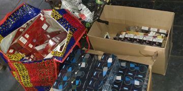 Peste un sfert de MILION de țigări, confiscate în urma unor percheziții la un orădean bănuit de CONTRABANDĂ | Suspectul folosea un depozit clandestin