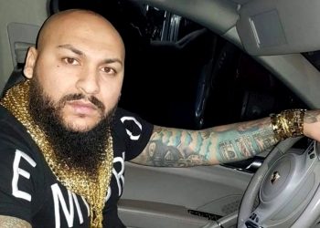 6 luni de închisoare pentru o manea cu mesaj împotriva femeilor