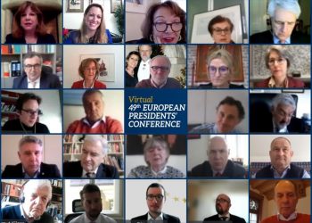 Organizațiile profesionale ale avocaților din 27 de țări cer autorităților române să respecte drepturile avocaților