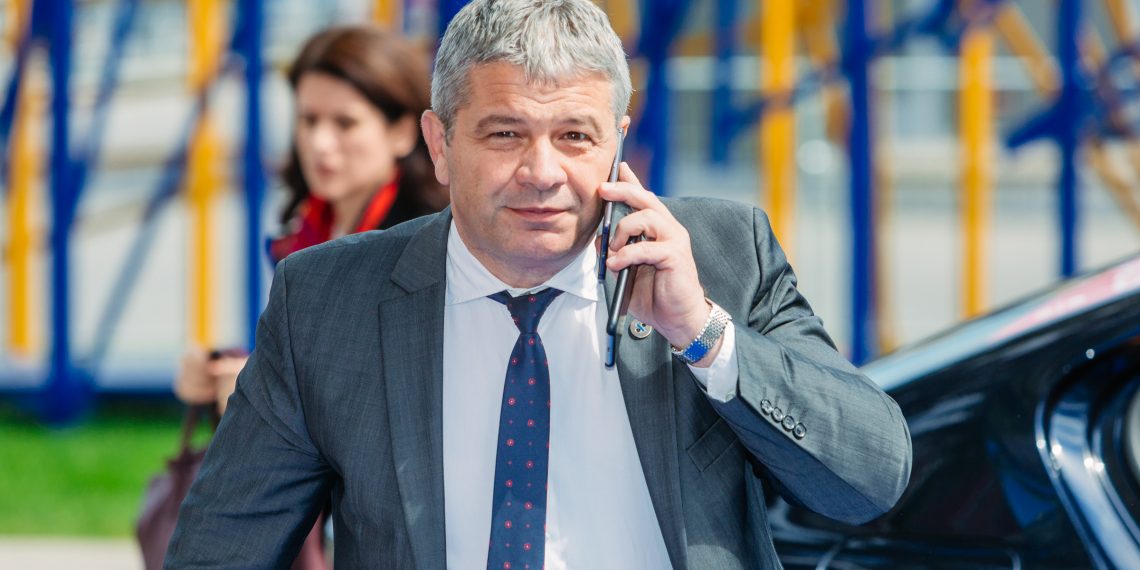 DNA îl vrea pe Florian Bodog | Parchetul anticorupție cere a doua oară ridicarea imunității fostului ministru al Sănătății