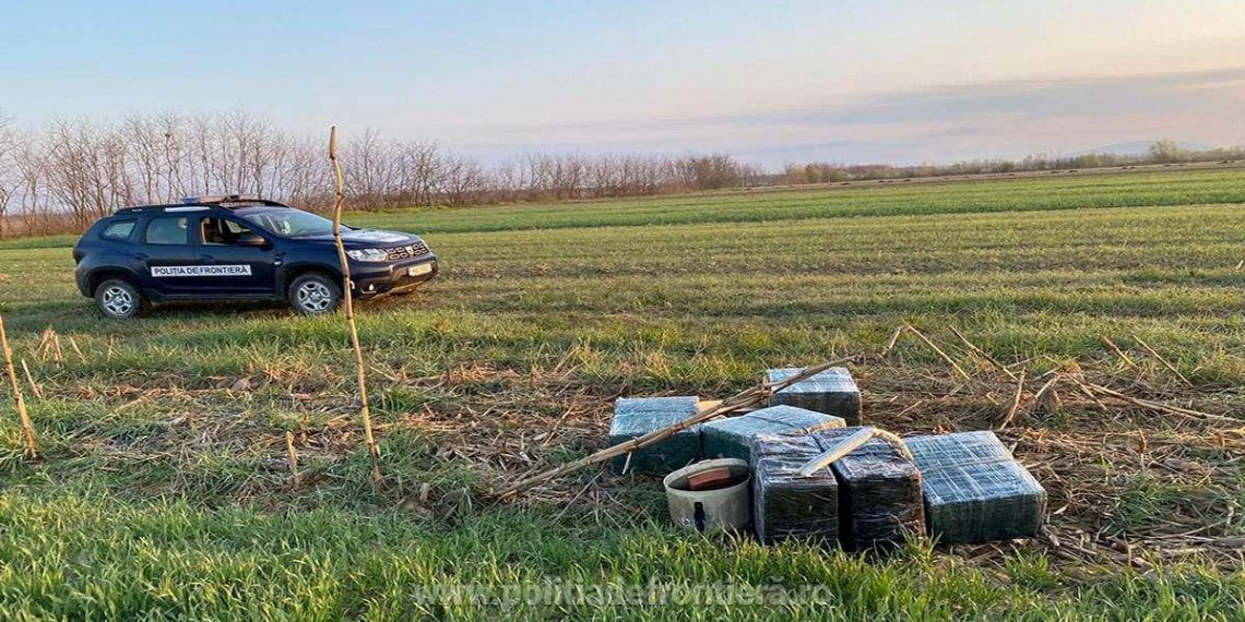 VIDEO. Cum se face contrabandă cu țigări la granița cu Ucraina | Mai mulți suspecți au fost prinși în flagrant delict, cu marfa ilegală în spate