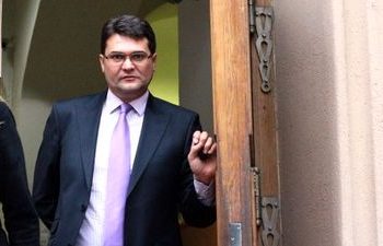 După 8 ani de procese, fostul judecător bihorean Mircea Pușcaș a fost ACHITAT într-un dosar de luare de mită