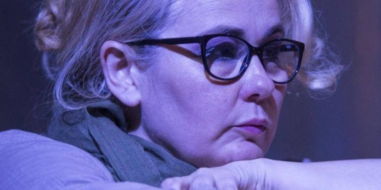 Actrița Ioana Gajdó a câștigat, la Tribunal, procesul cu CJ Bihor | Dispoziția de trimitere în șomaj tehnic a angajaților Teatrului Regina Maria a fost ANULATĂ