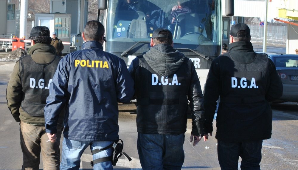 25 de agenți de Poliție, suspecți într-un dosar de corupție | Sunt percheziții ale DGA în acest caz