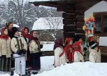 Pe principiul ”iarna car și vara sanie”, în toiul verii a fost promulgată legea zilelor colindului