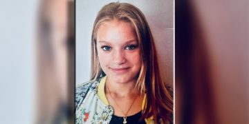 ALERTĂ! O adolescentă de 16 ani, din comuna Sânmartin, este căutată de polițiști după ce a dispărut de acasă