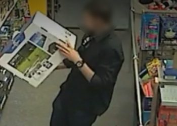 Lovitură după lovitură | Timp de 5 luni, un orădean a furat zeci de produse electronice din magazine. Cum a reușit să acționeze sub nasul angajaților