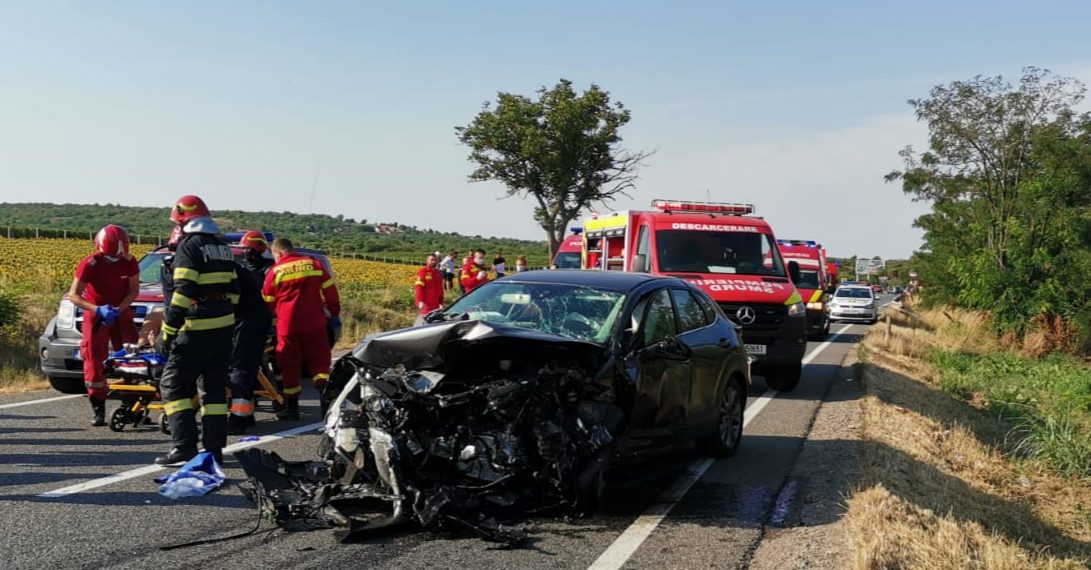 Tragedie pe șosea | Doi morți într-un grav accident, pe DN 19, în Biharia. Printre ei și un copil de 6 ani