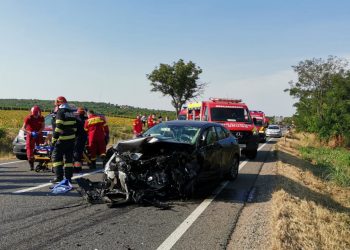 Tragedie pe șosea | Doi morți într-un grav accident, pe DN 19, în Biharia. Printre ei și un copil de 6 ani