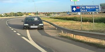 Gestul șoferilor care circulau pe contrasens, pe autostradă, copiat de un bihorean | A fost surprins încercând să intre pe sens INTERZIS, pe centura Oradei