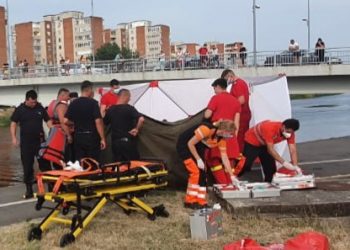 Un bărbat a dispărut în apele Crișului Repede | Intervenție de urgență a pompierilor