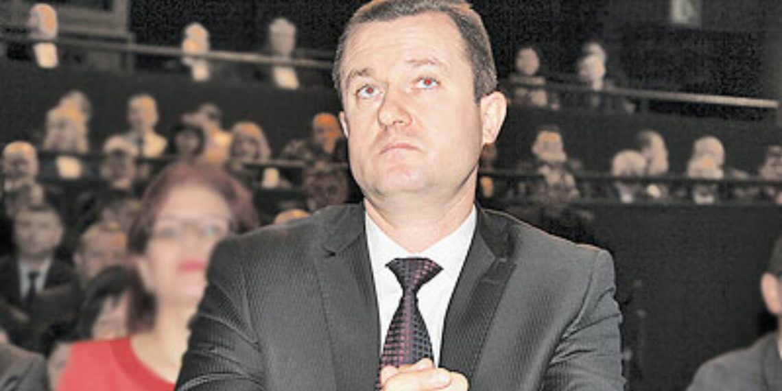 Judecător condamnat la 7 ani de închisoare cu executare pentru îmbogățire ilicită și fals în acte publice