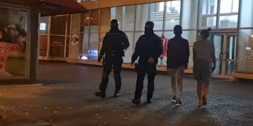 Percheziții DIICOT la sediul unui ziar online care a publicat imagini explicite cu o minoră agresată sexual